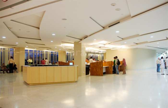 The Lobby - Medanta Hospital Lucknow Photos